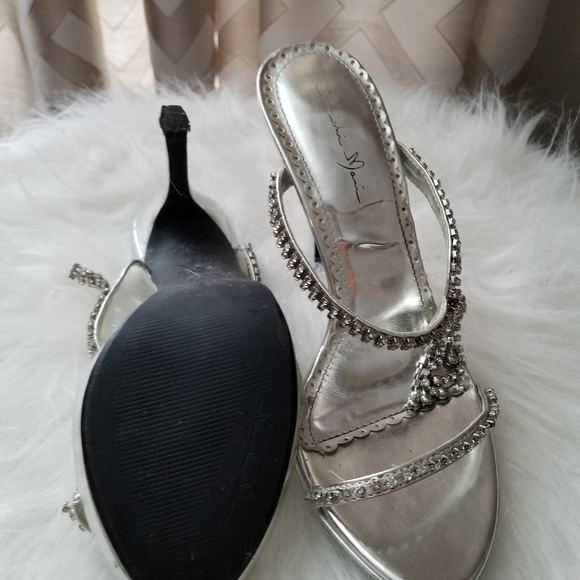 Silver sandals - Picture 2 of 2